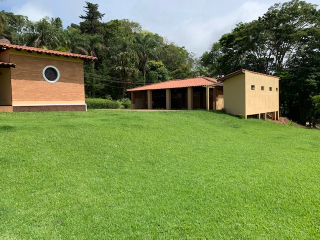 Sítio em Caconde 34 ha, 2 casas, 300 km de São Paulo, 10 ha 03